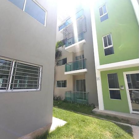 Confortable Apartamento De 3 Tres Habitaciones, Con Hermosa Vista De Area Verde, Ademas De Piscinas Y Juegos Infantiles En Area Recreativa ซานติอาโก เด ลอสกาบาเญโรส ภายนอก รูปภาพ